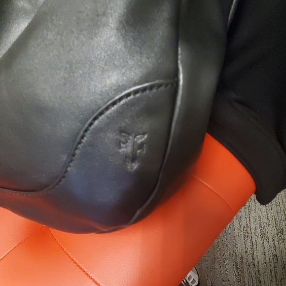 Handbag - Picture 2 of 2